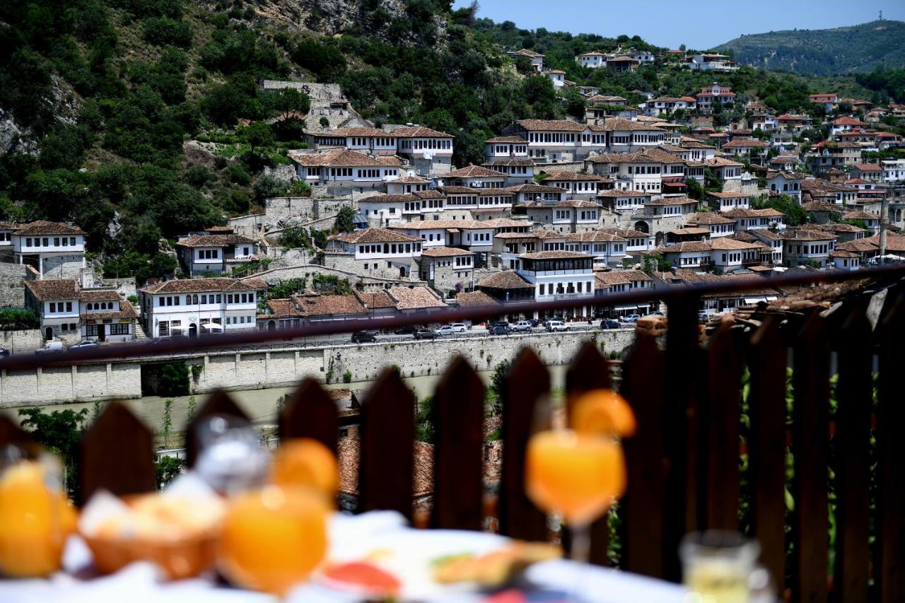Anhel Hotel Berat Exterior photo