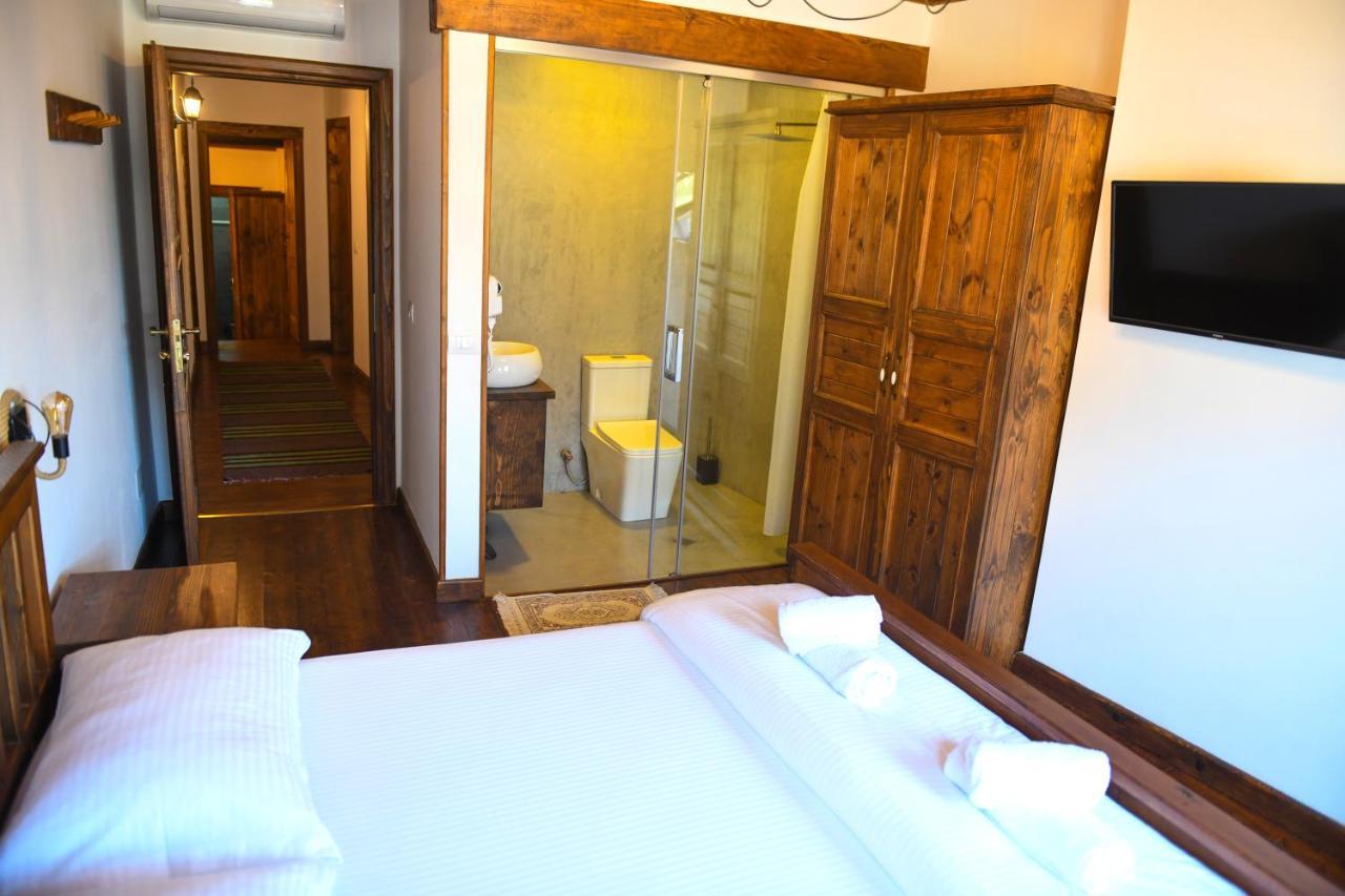 Anhel Hotel Berat Exterior photo